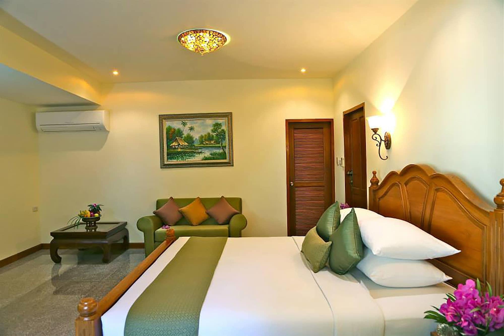 Oriental Siam Resort - Sha Extra Plus Certified Chiang Mai Exterior foto