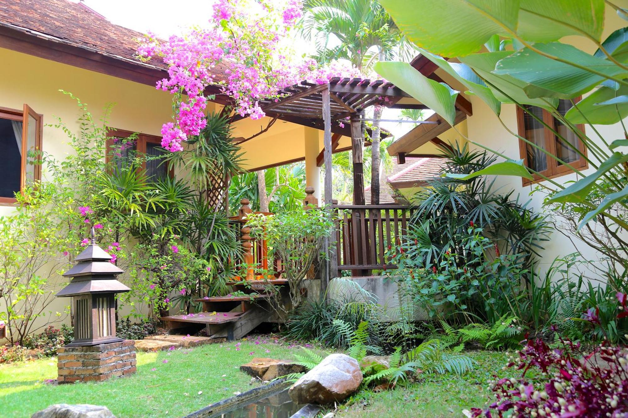 Oriental Siam Resort - Sha Extra Plus Certified Chiang Mai Exterior foto