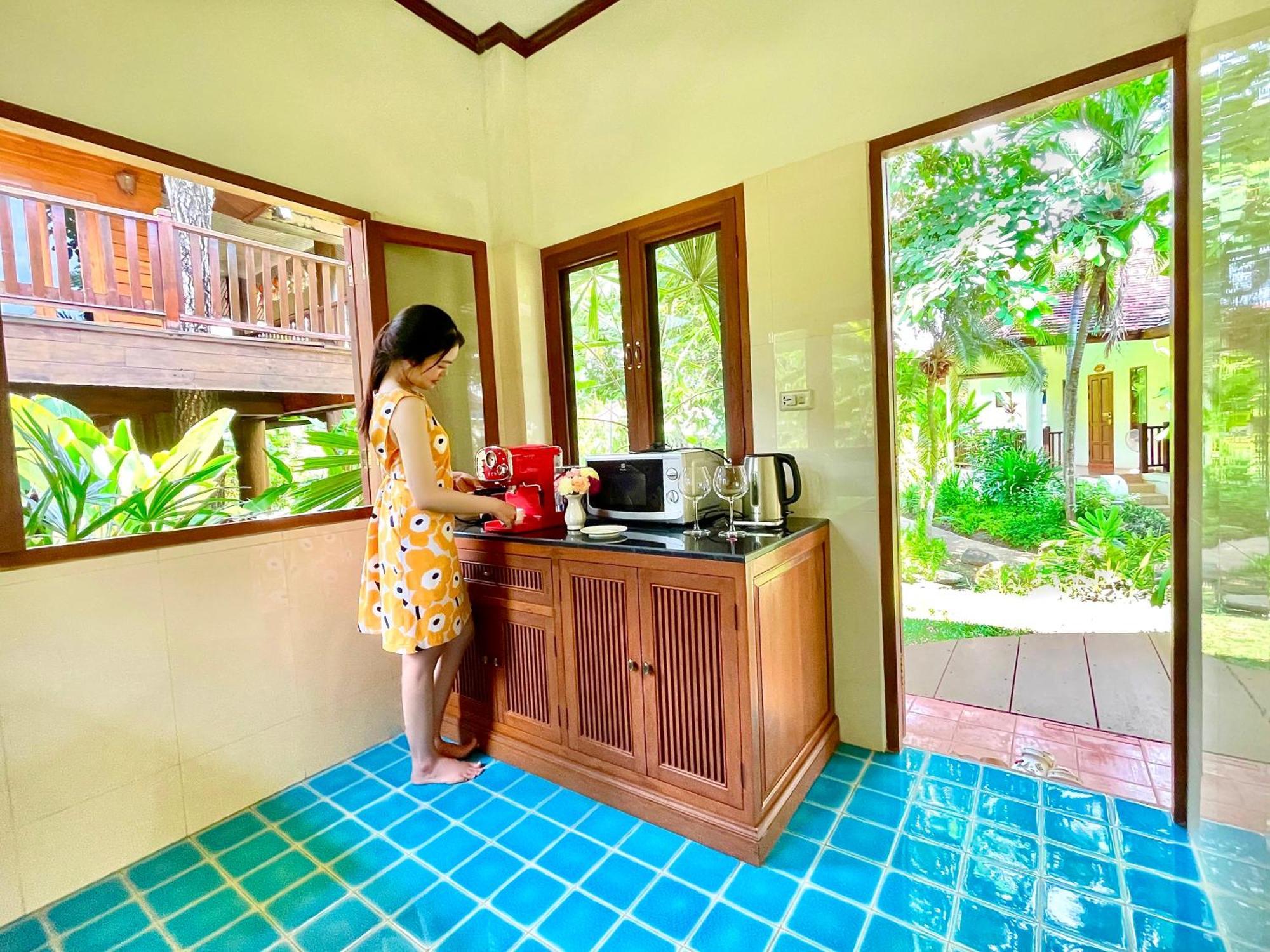 Oriental Siam Resort - Sha Extra Plus Certified Chiang Mai Exterior foto