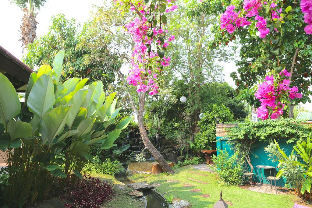 Oriental Siam Resort - Sha Extra Plus Certified Chiang Mai Exterior foto